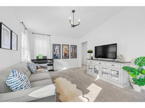 171 Red Sky Crescent Ne, Calgary, AB - Indoor Photo Showing Living Room