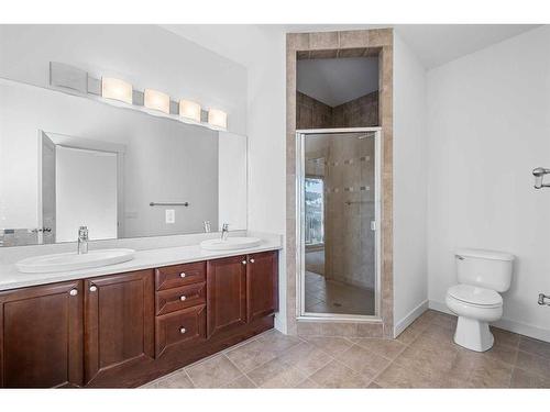 3-1940 24A Street Sw, Calgary, AB - Indoor Photo Showing Bathroom