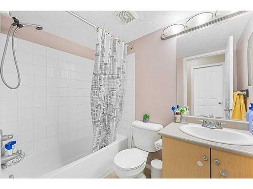 1202-16969 24 Street Sw, Calgary, AB - Indoor Photo Showing Bathroom