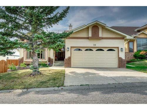 86 Hawkdale Circle Nw, Calgary, AB - Outdoor With Facade