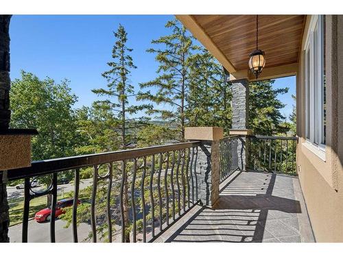 5220 Montalban Avenue Nw, Calgary, AB - Outdoor With Balcony With Exterior