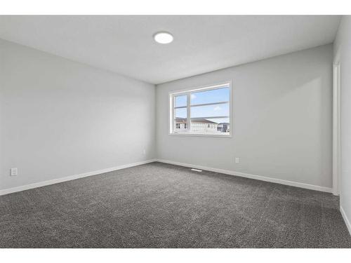 121 Corner Glen Way Ne, Calgary, AB - Indoor Photo Showing Other Room