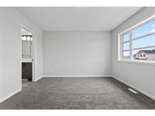 121 Corner Glen Way Ne, Calgary, AB - Indoor Photo Showing Other Room