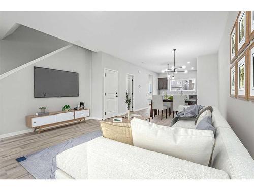 121 Corner Glen Way Ne, Calgary, AB - Indoor Photo Showing Living Room