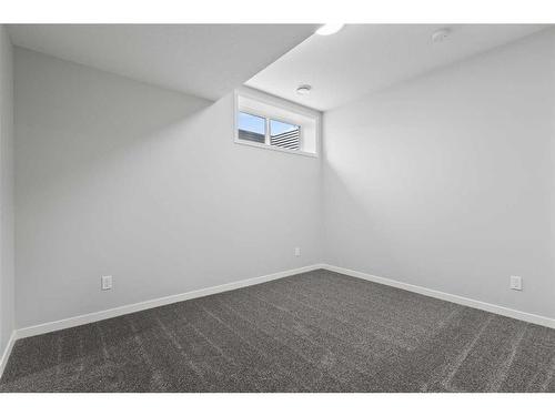 121 Corner Glen Way Ne, Calgary, AB - Indoor Photo Showing Other Room