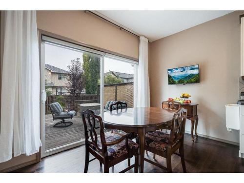 20 Brightondale Green Se, Calgary, AB - Indoor Photo Showing Dining Room