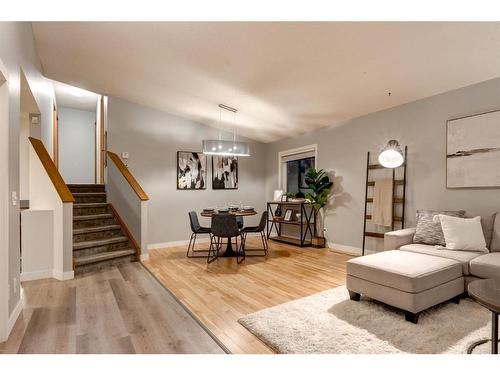 521 Hawkstone Drive Nw, Calgary, AB - Indoor Photo Showing Living Room