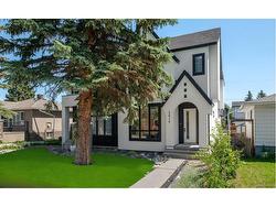 2612 31 Street SW Calgary, AB T3E 2N7