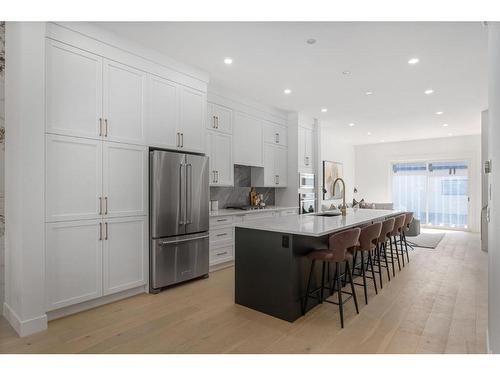 2612 31 Street Sw, Calgary, AB - Indoor Photo Showing Kitchen With Stainless Steel Kitchen With Upgraded Kitchen