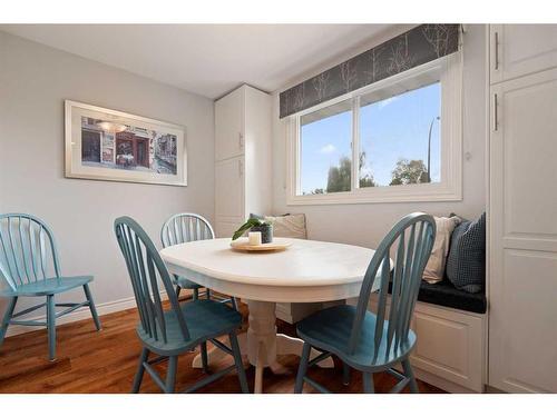 62 Wishart Street, Red Deer, AB - Indoor Photo Showing Dining Room