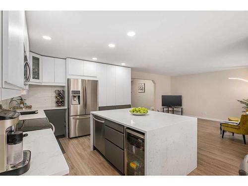 189 Cranfield Manor Se, Calgary, AB - Indoor Photo Showing Kitchen With Stainless Steel Kitchen