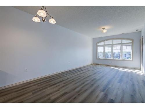 424-9820 165 Street, Edmonton, AB - Indoor Photo Showing Other Room