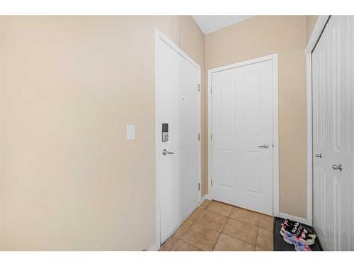 2212-1140 Taradale Drive Ne, Calgary, AB - Indoor Photo Showing Other Room