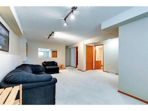 186 West Lakeview Passage, Chestermere, AB - Indoor