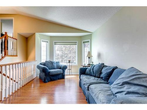 186 West Lakeview Passage, Chestermere, AB - Indoor Photo Showing Living Room