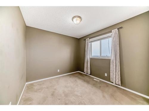 234 Panamount Hill Nw, Calgary, AB - Indoor Photo Showing Other Room