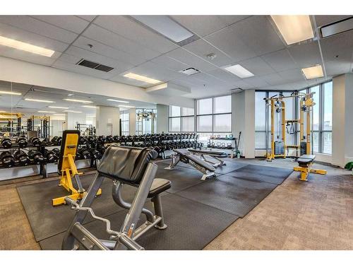 501-220 12 Avenue Se, Calgary, AB - Indoor Photo Showing Gym Room