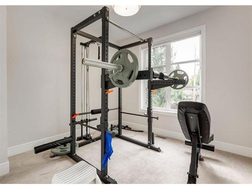 2539 7 Avenue Nw, Calgary, AB - Indoor Photo Showing Gym Room