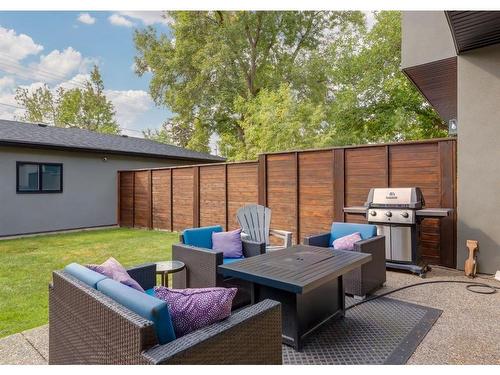 2539 7 Avenue Nw, Calgary, AB - Outdoor With Deck Patio Veranda With Exterior