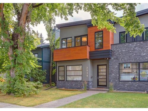 2539 7 Avenue Nw, Calgary, AB - Outdoor With Facade