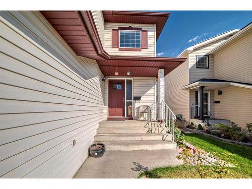 142 Harvest Creek Close Ne, Calgary, AB - Outdoor With Deck Patio Veranda