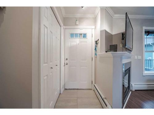 227-112 14 Avenue Se, Calgary, AB - Indoor Photo Showing Other Room