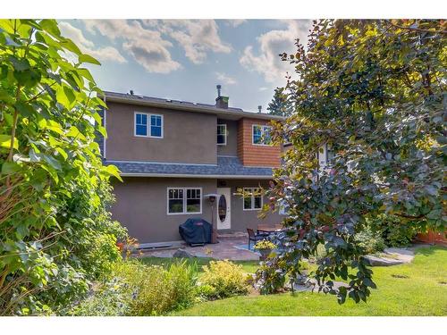 2022 7 Avenue Nw, Calgary, AB - Outdoor