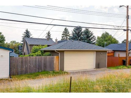 2022 7 Avenue Nw, Calgary, AB - Outdoor With Exterior