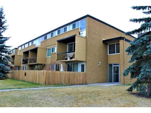 221-7007 4A Street Sw, Calgary, AB - Outdoor