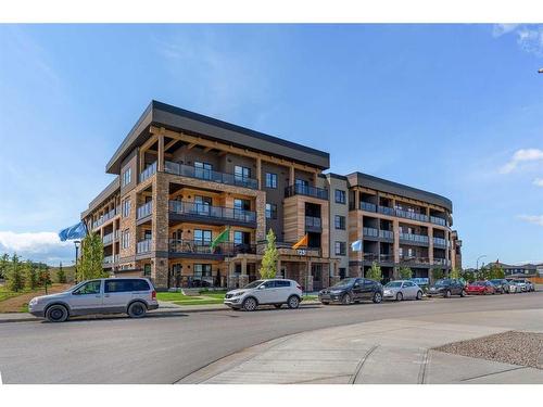 418-125 Wolf Hollow Crescent Se, Calgary, AB - Outdoor With Facade