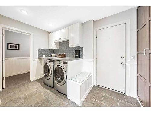 184 Scenic Hill Close Nw, Calgary, AB - Indoor Photo Showing Laundry Room