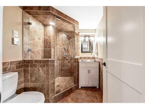 184 Scenic Hill Close Nw, Calgary, AB - Indoor Photo Showing Bathroom