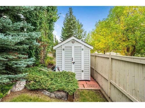 184 Scenic Hill Close Nw, Calgary, AB - Outdoor