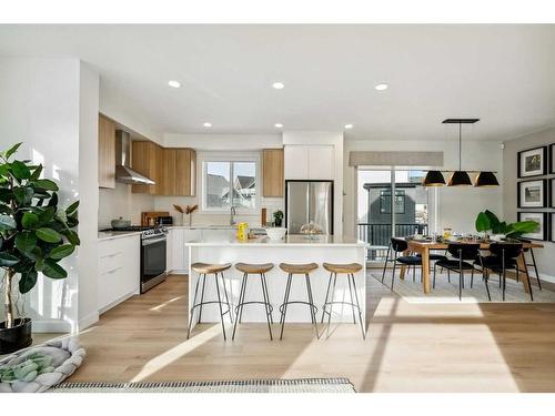 3957 Quesnay Wood Drive Sw, Calgary, AB - Indoor Photo Showing Kitchen