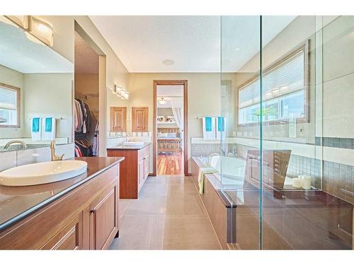 26 Quarry Point Se, Calgary, AB - Indoor Photo Showing Bathroom