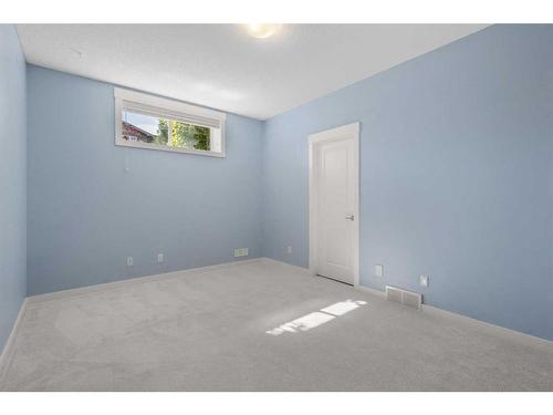 34 Evergreen Common Sw, Calgary, AB - Indoor With Storage