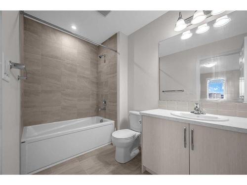 11157 Cityscape Drive Ne, Calgary, AB - Indoor Photo Showing Bathroom