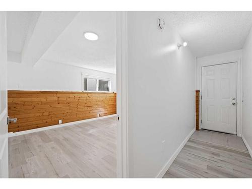 167 Castlebrook Drive Ne, Calgary, AB - Indoor Photo Showing Other Room