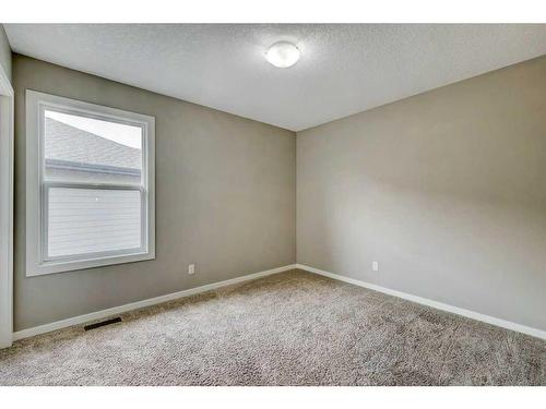 83 Mahogany Way Se, Calgary, AB - Indoor Photo Showing Other Room