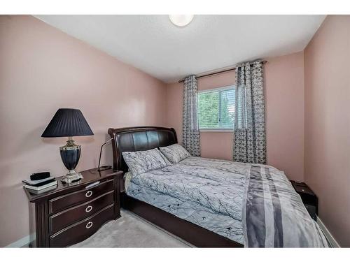 158 Laguna Circle Ne, Calgary, AB - Indoor Photo Showing Bedroom