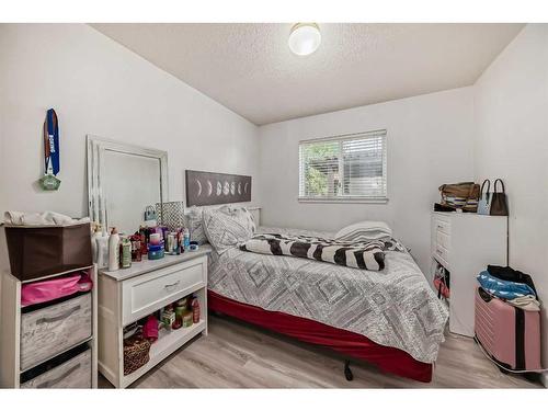 158 Laguna Circle Ne, Calgary, AB - Indoor Photo Showing Bedroom