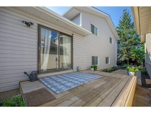 32 Cedardale Road Sw, Calgary, AB - Outdoor With Deck Patio Veranda With Exterior