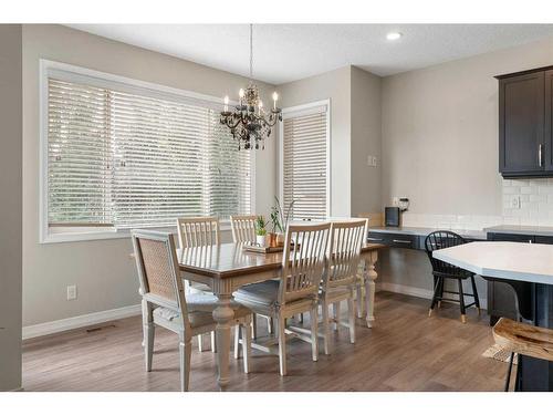 47 Sunset Terrace, Cochrane, AB - Indoor Photo Showing Dining Room