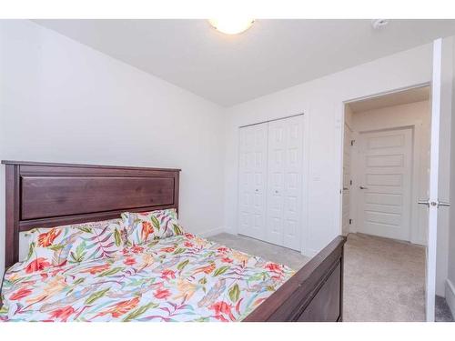 116 Sage Hill Crescent Nw, Calgary, AB - Indoor Photo Showing Bedroom