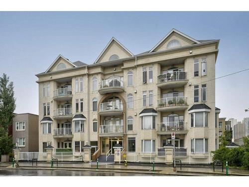 103-1026 12 Avenue Sw, Calgary, AB - Outdoor With Balcony With Facade