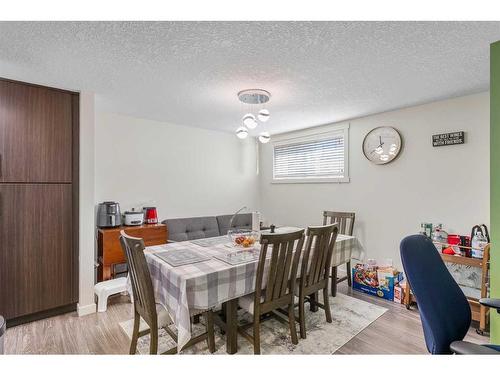 414 Mckenzie Towne Close Se, Calgary, AB - Indoor Photo Showing Dining Room