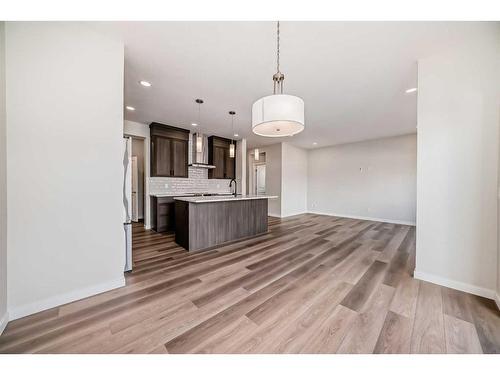 482 Lucas Way Nw, Calgary, AB - Indoor Photo Showing Kitchen