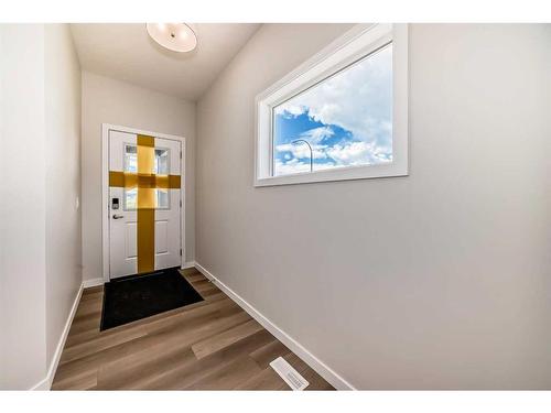 482 Lucas Way Nw, Calgary, AB - Indoor Photo Showing Other Room