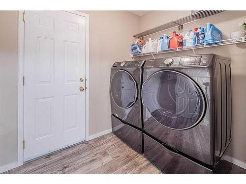 216 Cougar Ridge Drive Sw, Calgary, AB - Indoor Photo Showing Laundry Room