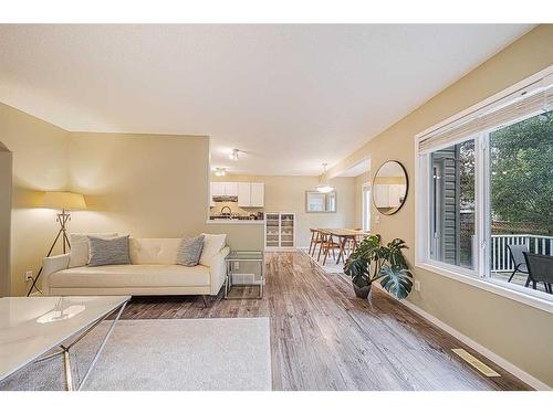 216 Cougar Ridge Drive Sw, Calgary, AB - Indoor Photo Showing Living Room